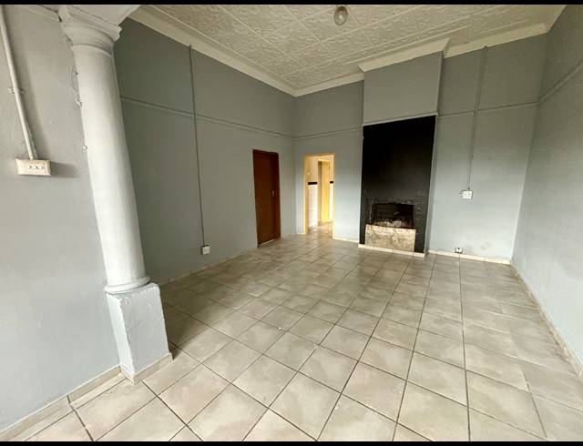 3 BEDROOM HOUSE FOR SALE IN FOREST HILL